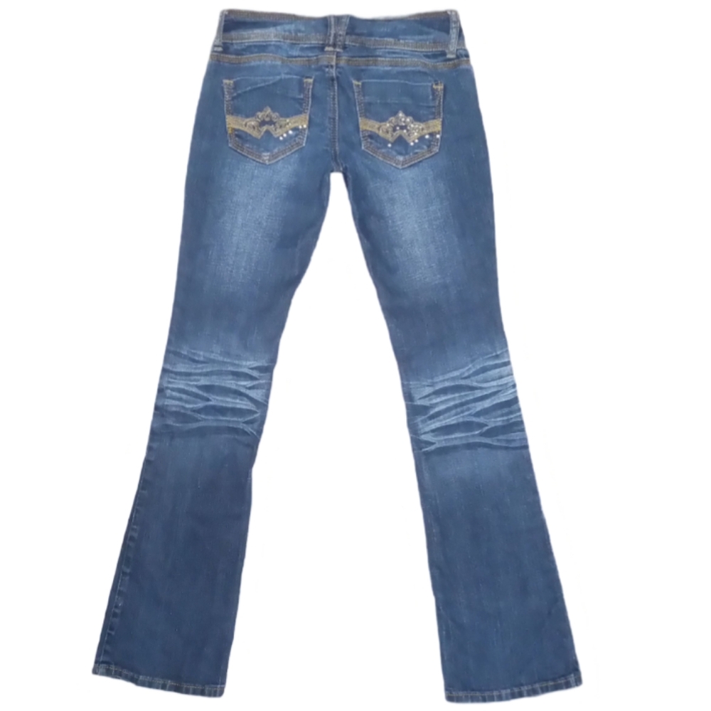 Almost Famous jeans - Picture 2 of 3